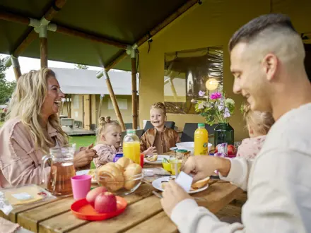 Glamping Tent Comfort 9